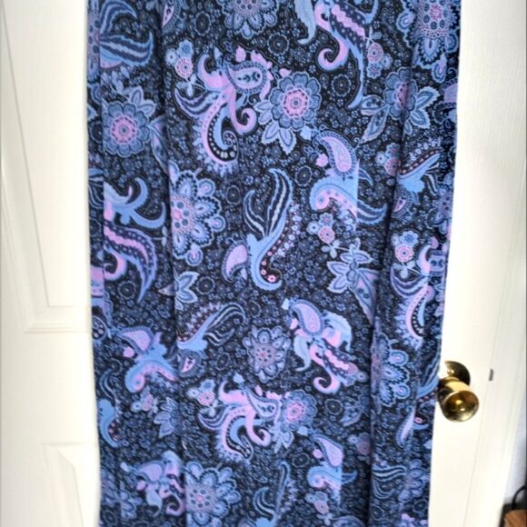 Croft&Barrow L Paisley Print Boho Shortsleeves Multicolored Long Women's Dress. - Picture 4 of 7